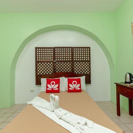 Zen Rooms Calle Crisologo Vigan City Exterior foto