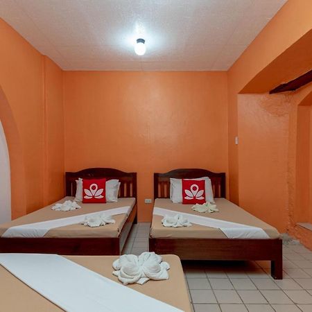 Zen Rooms Calle Crisologo Vigan City Exterior foto