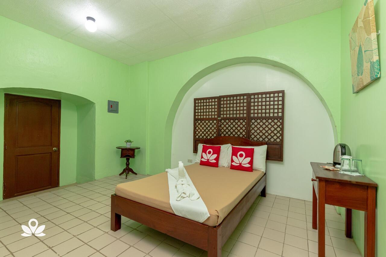 Zen Rooms Calle Crisologo Vigan City Exterior foto